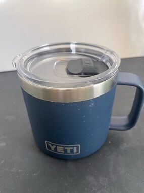 Yeti Blue Insulated Travel Mug with Clear Lid and Handle